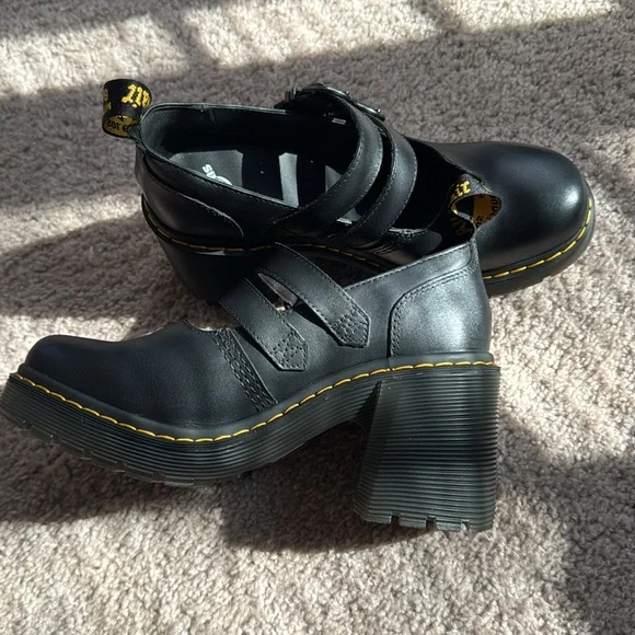 Dr. Martens Eviee- Women's 9 - Picture 5 of 16